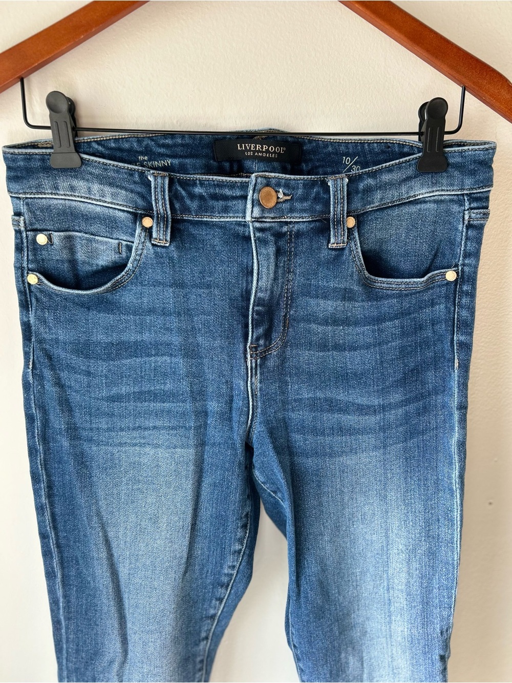 LIVERPOOL LOS ANGELES The Ankle Skinny Jeans Distressed Hem Dark Wash Size 10/30 - Picture 3 of 7
